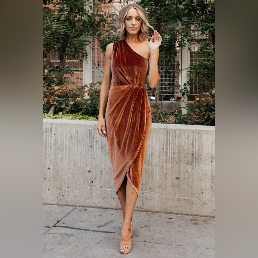 Velvet One Shoulder Midi Dress
